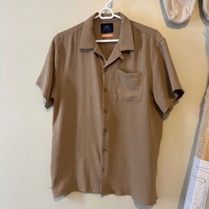 Men's Short Sleeve Button Up Shirt Tan Textured Relaxed Fit Size M Normcore Boho